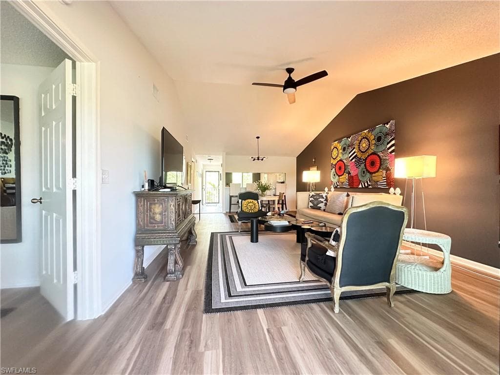 5784 Deauville Cir B302, Naples, FL 34112-4