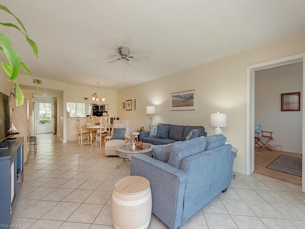 5950 Amherst Dr A106, Naples, FL 34112-4