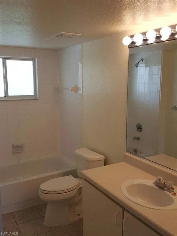 8287 Key Royal Ln 1533, Naples, FL 34119-7