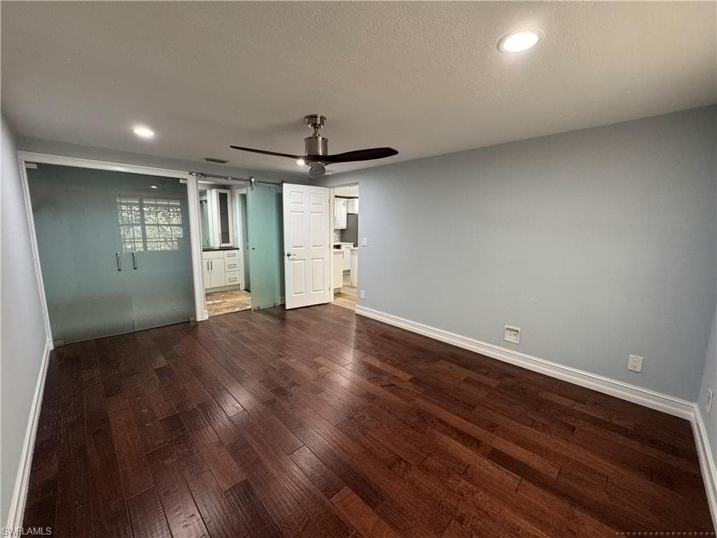 5344 Treetops Dr E-2, Naples, FL 34113-9