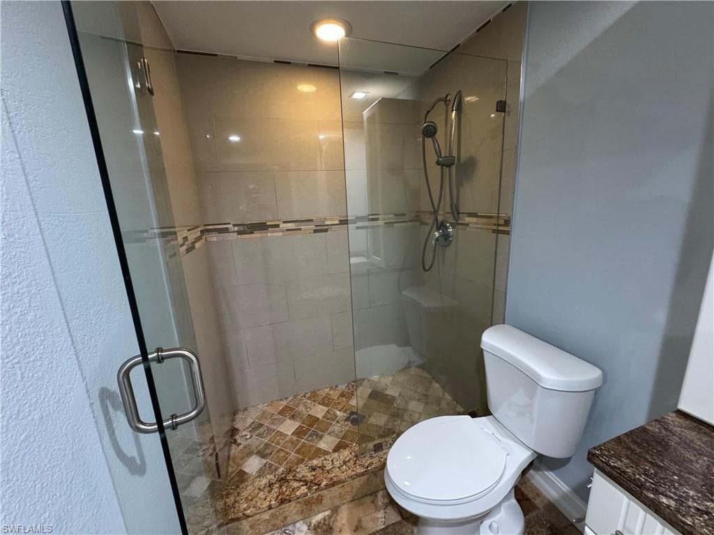 5344 Treetops Dr E-2, Naples, FL 34113-13