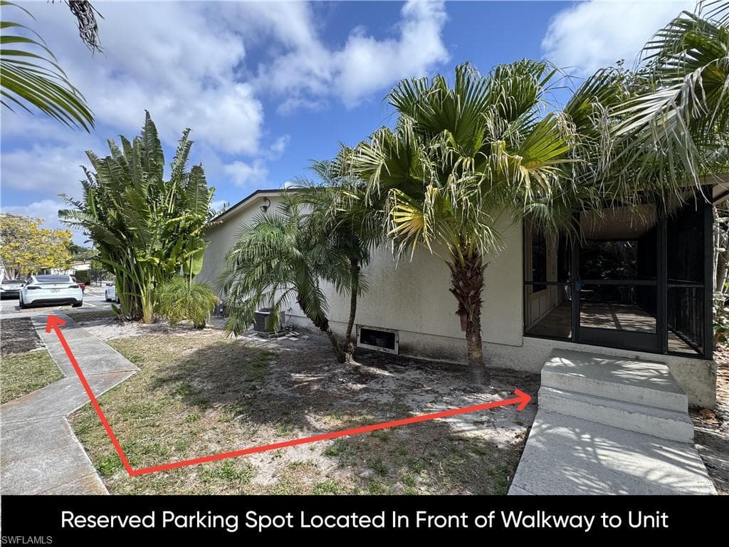 5344 Treetops Dr E-2, Naples, FL 34113-23