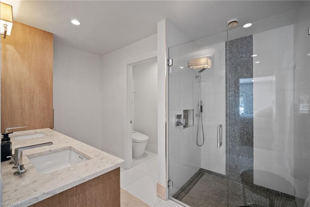 266 Egret Ave, Naples, FL 34108-30
