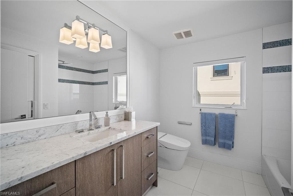 266 Egret Ave, Naples, FL 34108-35