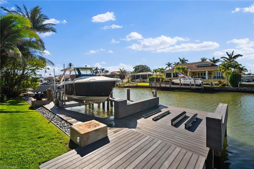 266 Egret Ave, Naples, FL 34108-46