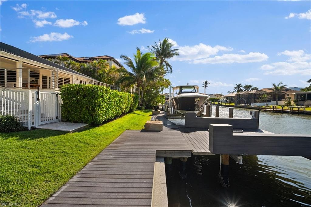 266 Egret Ave, Naples, FL 34108-49