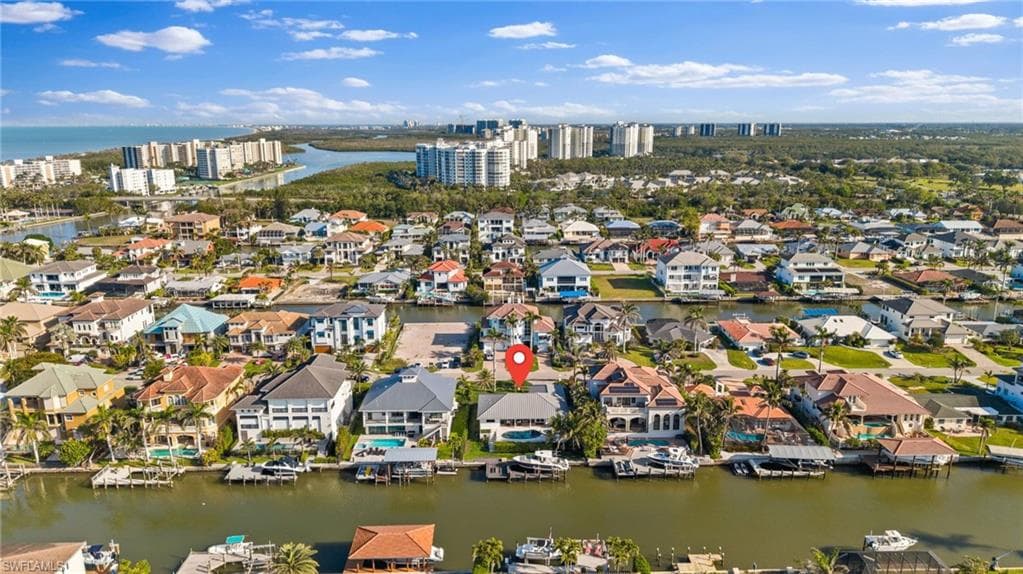 266 Egret Ave, Naples, FL 34108-4
