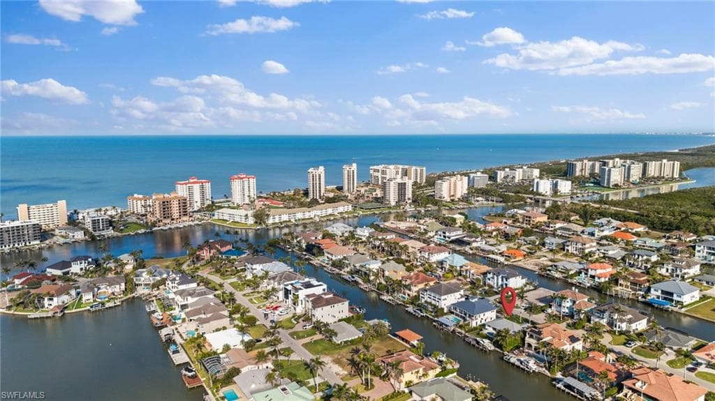 266 Egret Ave, Naples, FL 34108-6