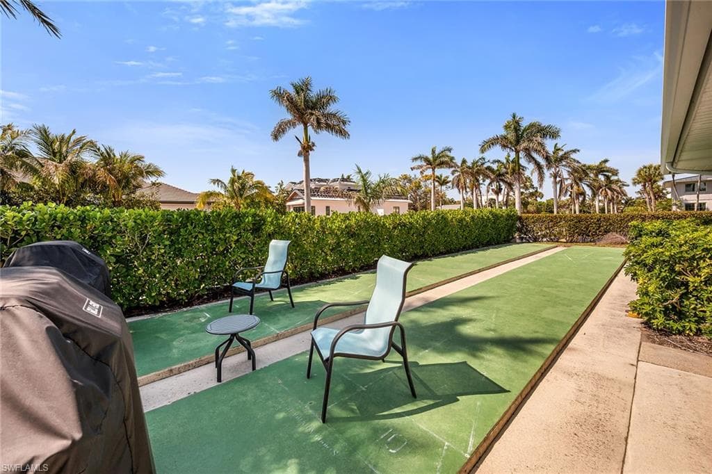 4200 Belair Ln 303, Naples, FL 34103-39