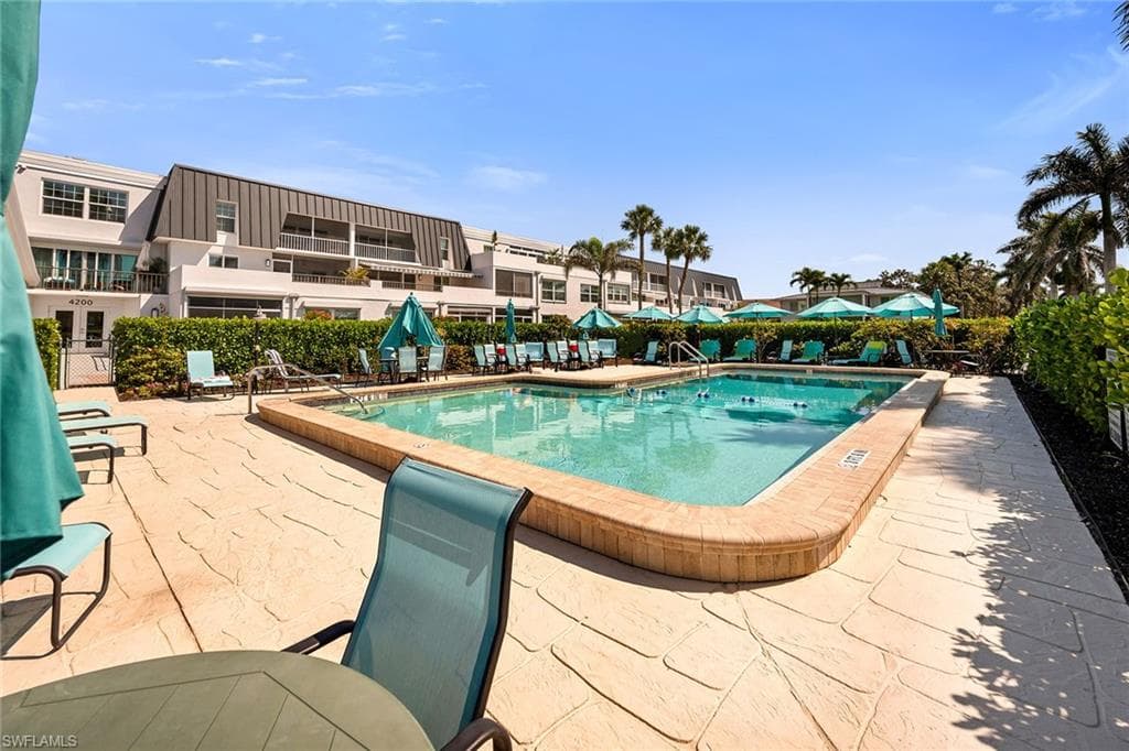 4200 Belair Ln 303, Naples, FL 34103-41