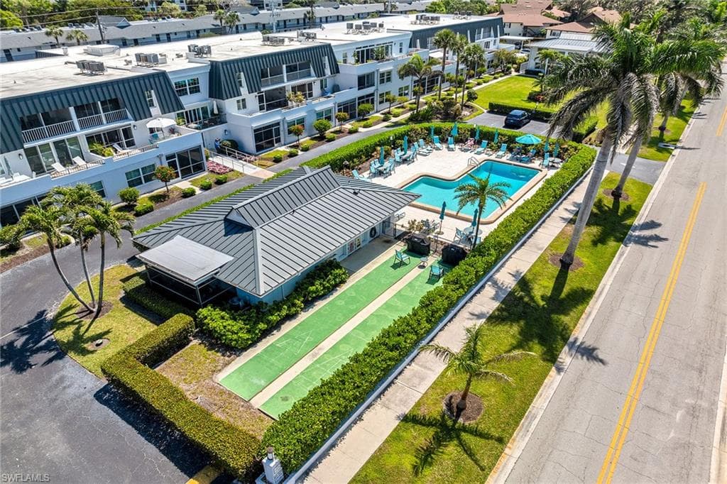 4200 Belair Ln 303, Naples, FL 34103-50