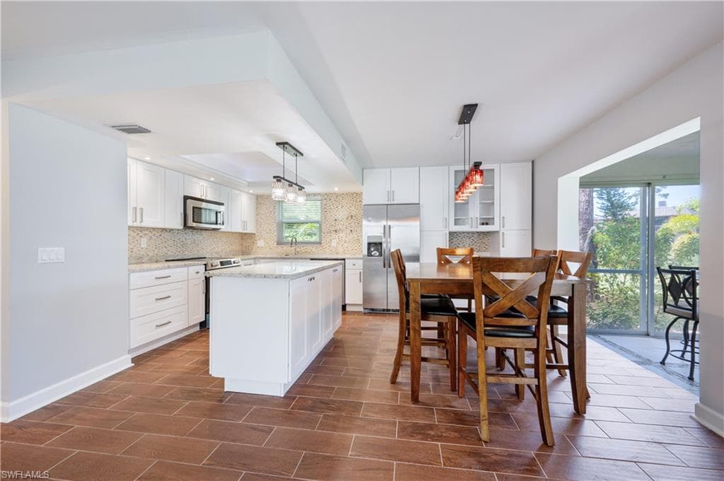 1549 Sandpiper St 65, Naples, FL 34102-15