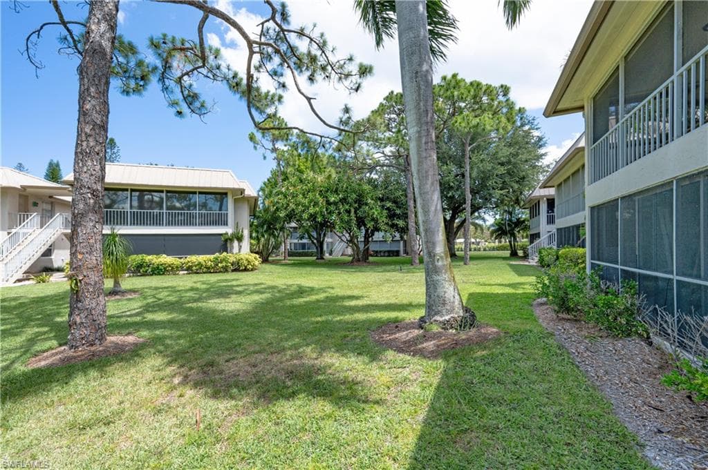 1549 Sandpiper St 65, Naples, FL 34102-25