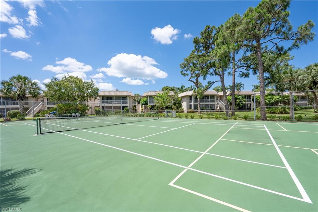 1549 Sandpiper St 65, Naples, FL 34102-30