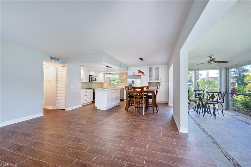 1549 Sandpiper St 65, Naples, FL 34102-7