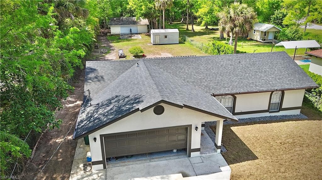 241 8th St SE, Naples, FL 34117-9