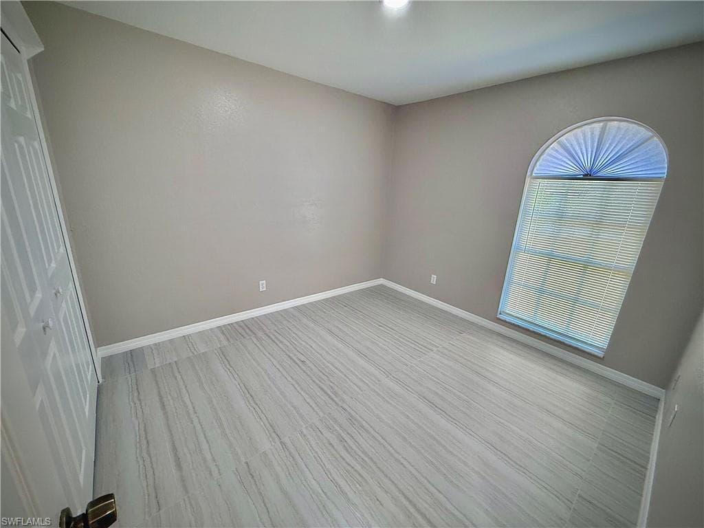 241 8th St SE, Naples, FL 34117-32