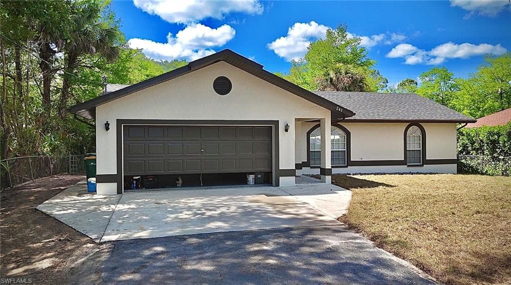 241 8th St SE, Naples, FL 34117-3