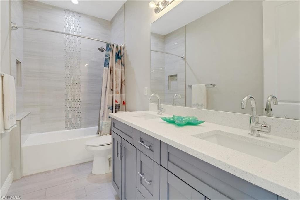 2312 4th Ave SE, Naples, FL 34117-24