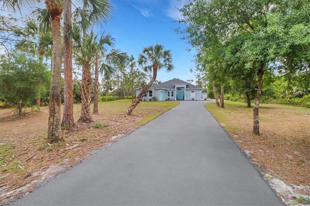2312 4th Ave SE, Naples, FL 34117-4