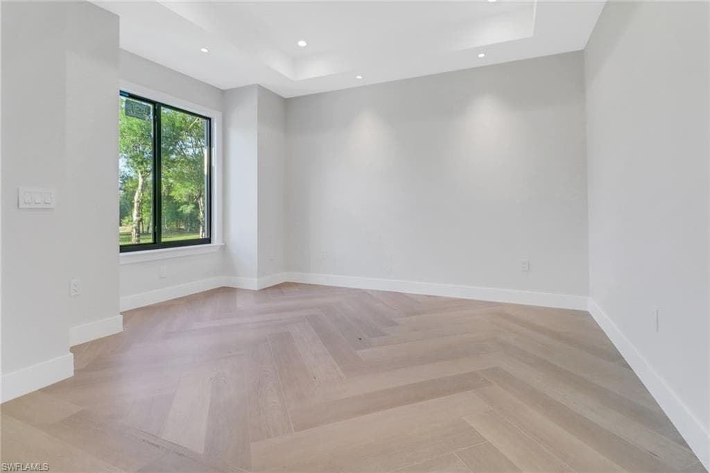 4475 66th Ave NE, Naples, FL 34120-9
