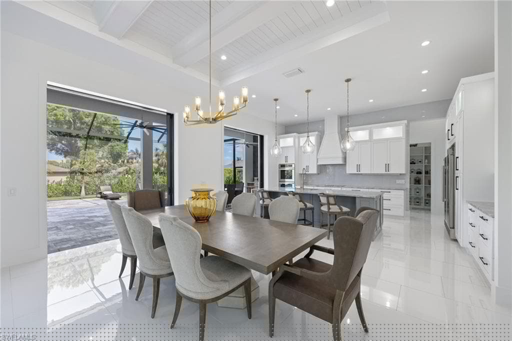 5233 Cypress Ln, Naples, FL 34113-11