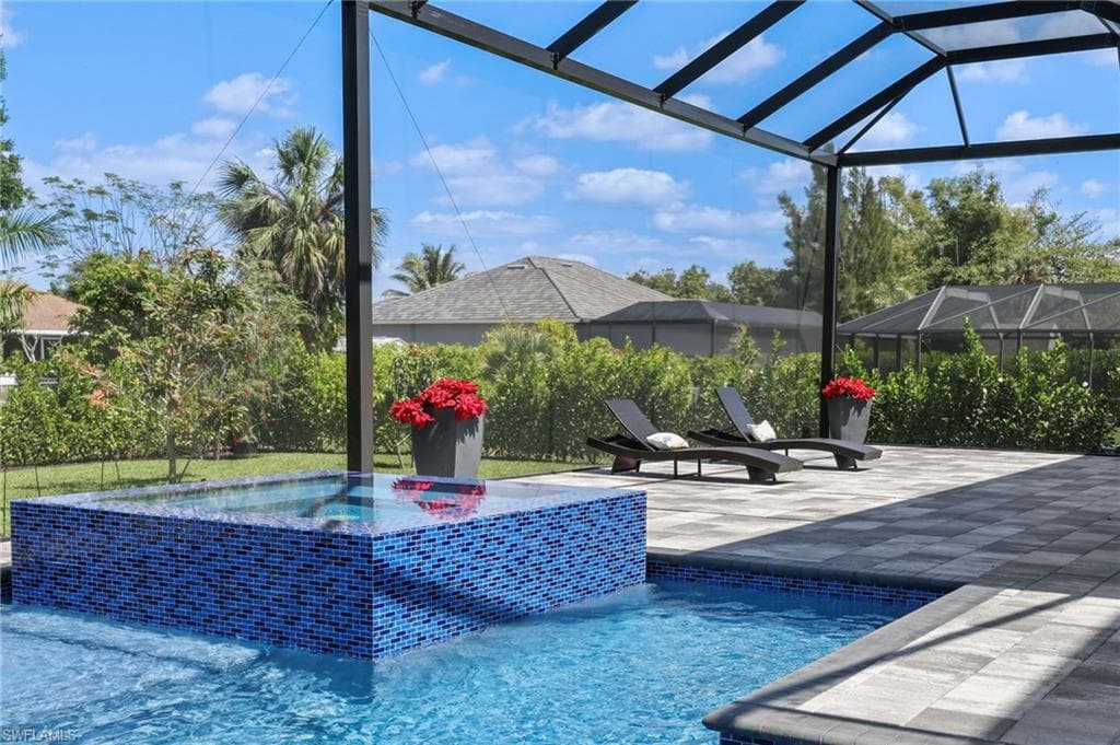 5233 Cypress Ln, Naples, FL 34113-26