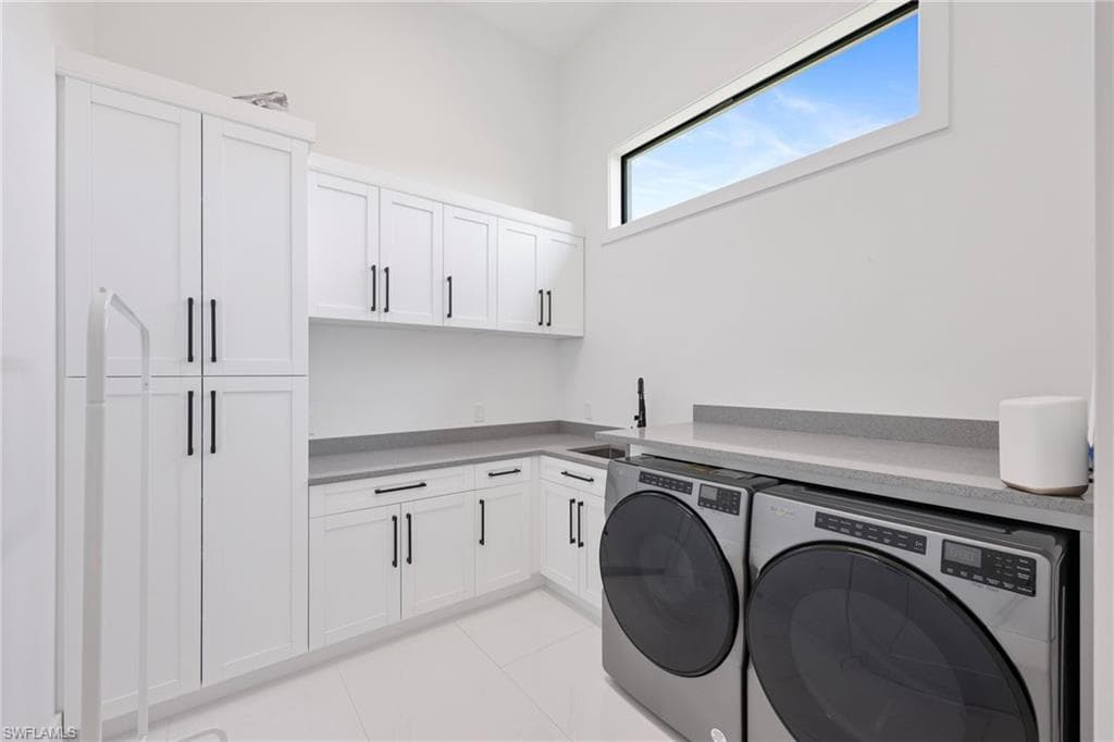 5233 Cypress Ln, Naples, FL 34113-36