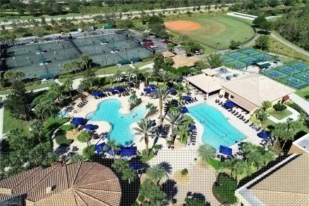 10508 Sevilla Dr 202, Fort Myers, FL 33913-38