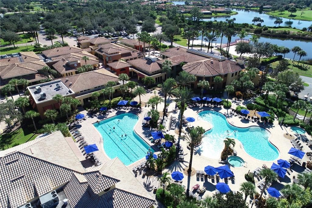 10508 Sevilla Dr 202, Fort Myers, FL 33913-39