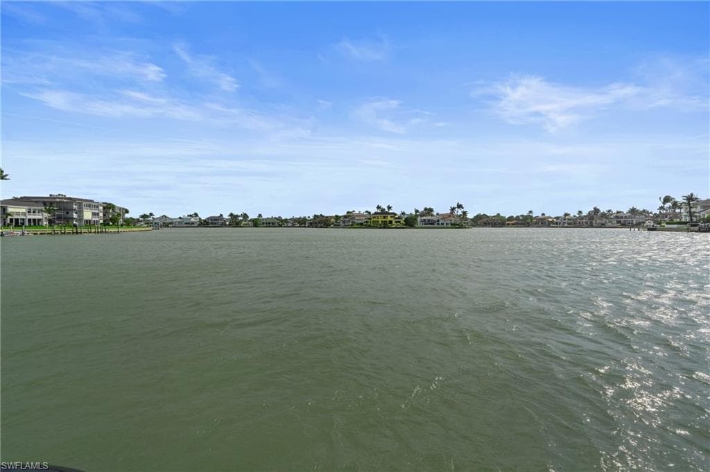 3200 Gulf Shore Blvd N 106, Naples, FL 34103-28