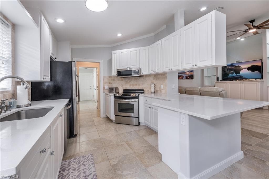 7221 Bellini Way, Naples, FL 34114-13