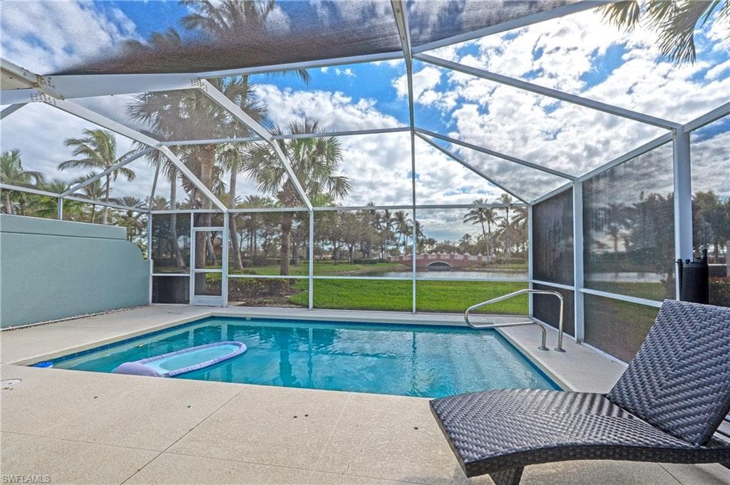 7221 Bellini Way, Naples, FL 34114-2