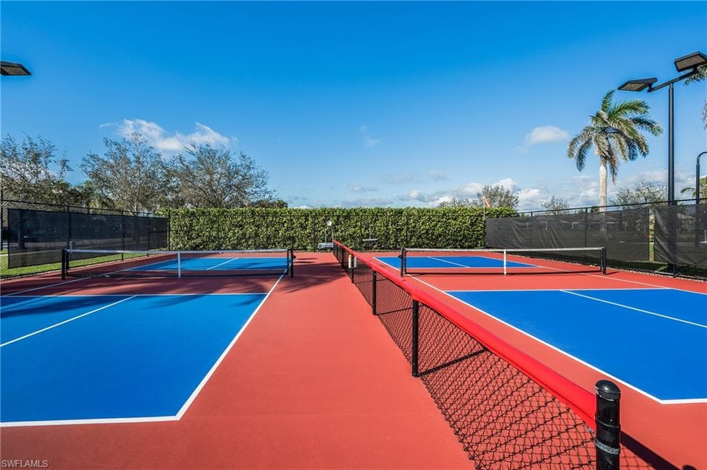 7221 Bellini Way, Naples, FL 34114-38