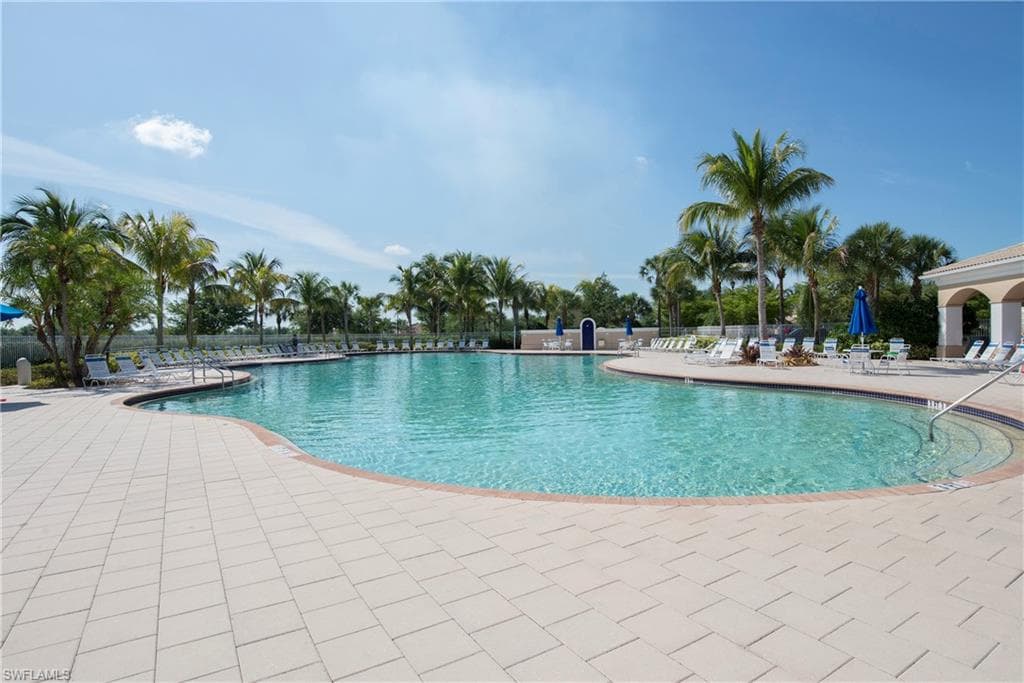 7221 Bellini Way, Naples, FL 34114-39