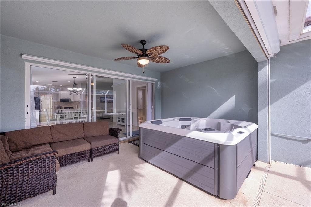 7221 Bellini Way, Naples, FL 34114-4
