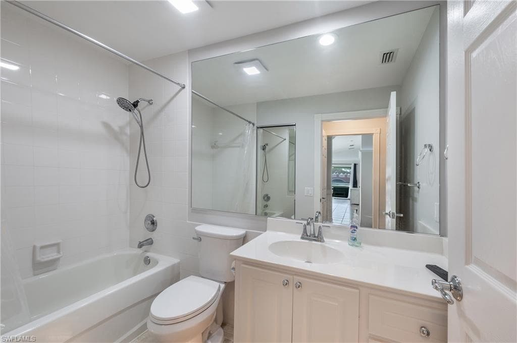 7221 Bellini Way, Naples, FL 34114-6