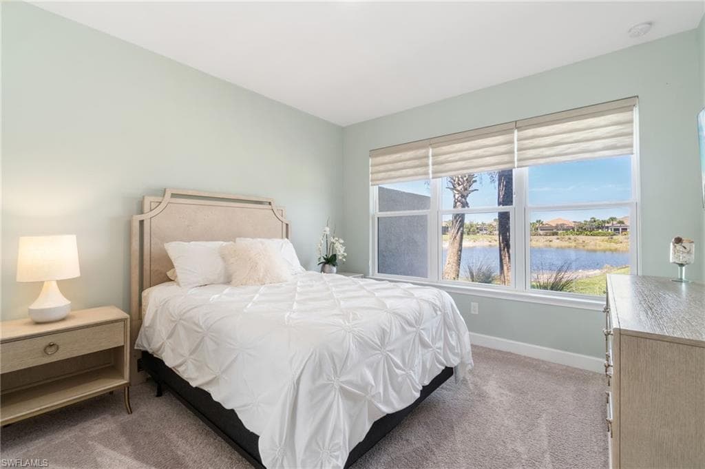 8021 Calle Canovas Ct, Naples, FL 34114-15