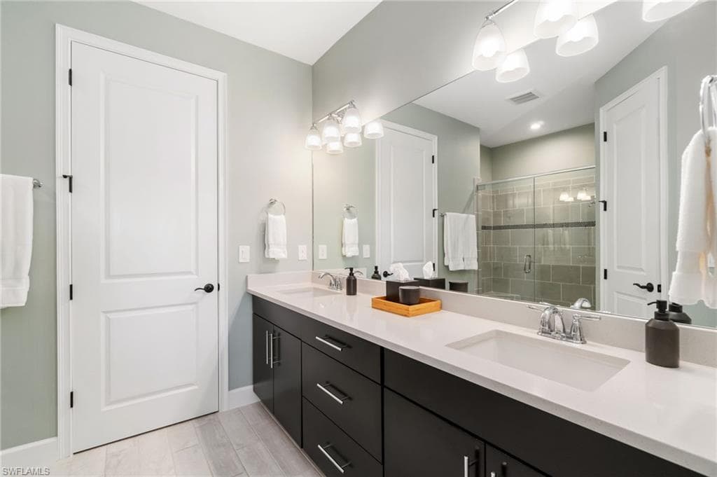 8021 Calle Canovas Ct, Naples, FL 34114-16