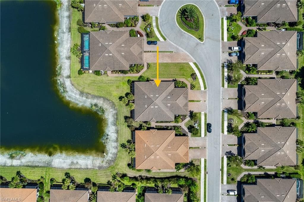 8021 Calle Canovas Ct, Naples, FL 34114-24