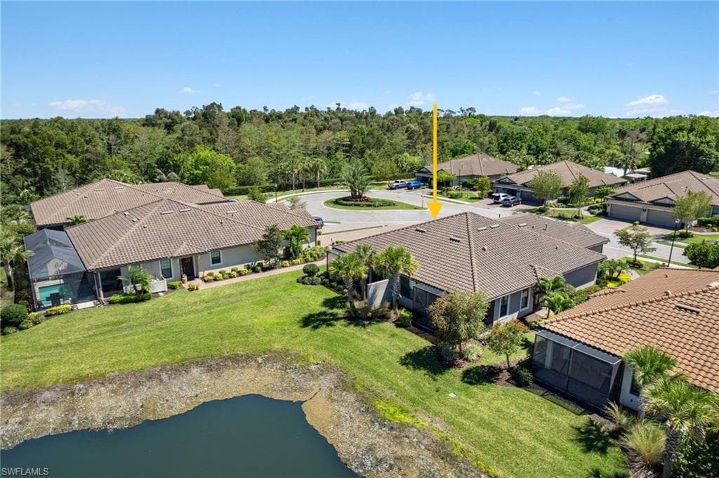 8021 Calle Canovas Ct, Naples, FL 34114-25