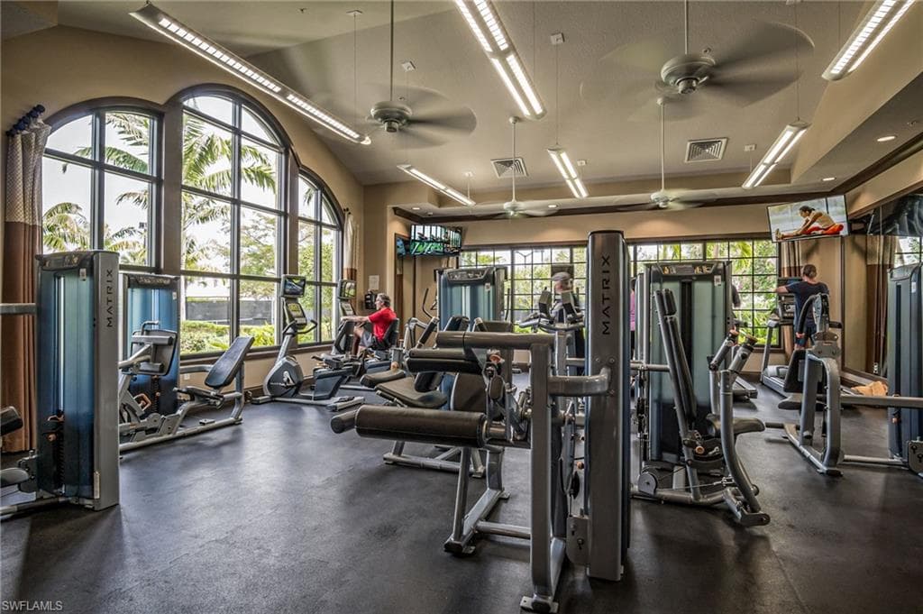 8021 Calle Canovas Ct, Naples, FL 34114-31