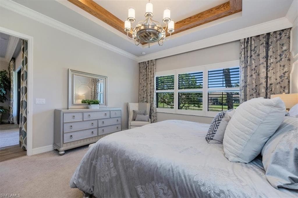 13422 Silktail Dr, Naples, FL 34109-15