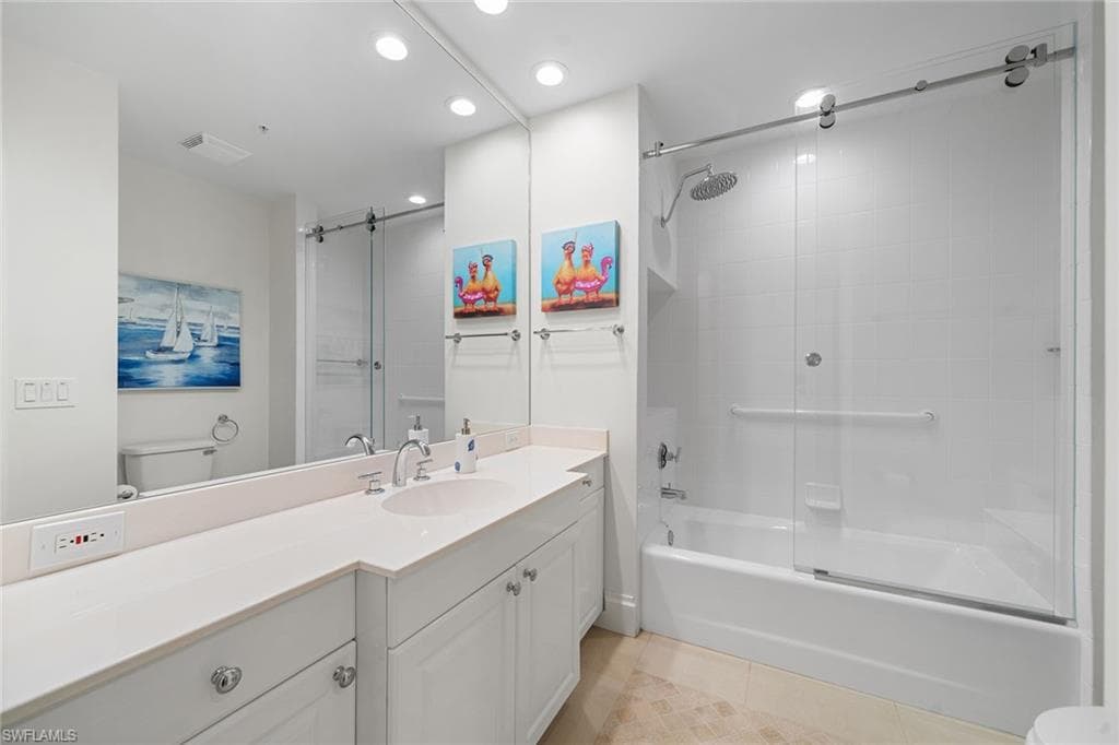411 6th St S 202, Naples, FL 34102-20