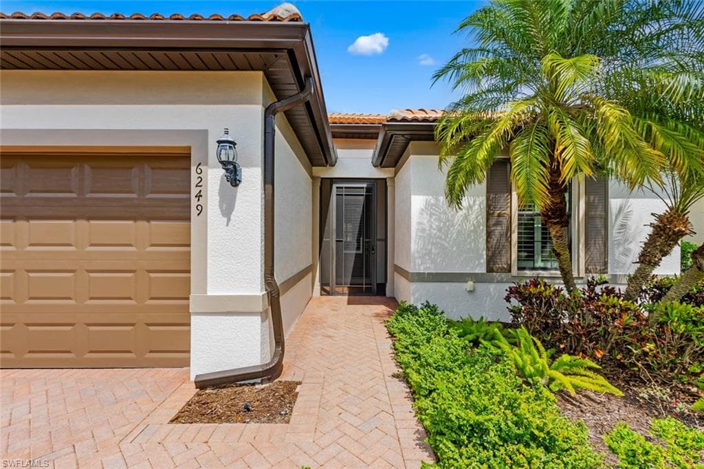 6249 Victory Dr, Ave Maria, FL 34142-4