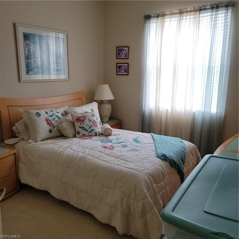 869 Grand Rapids Blvd, Naples, FL 34120-10