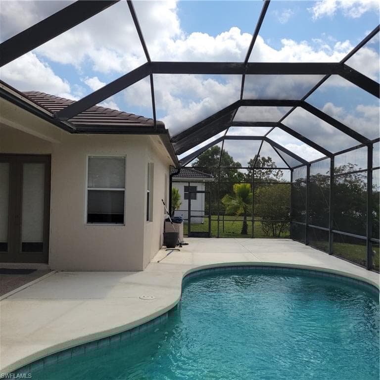 869 Grand Rapids Blvd, Naples, FL 34120-6