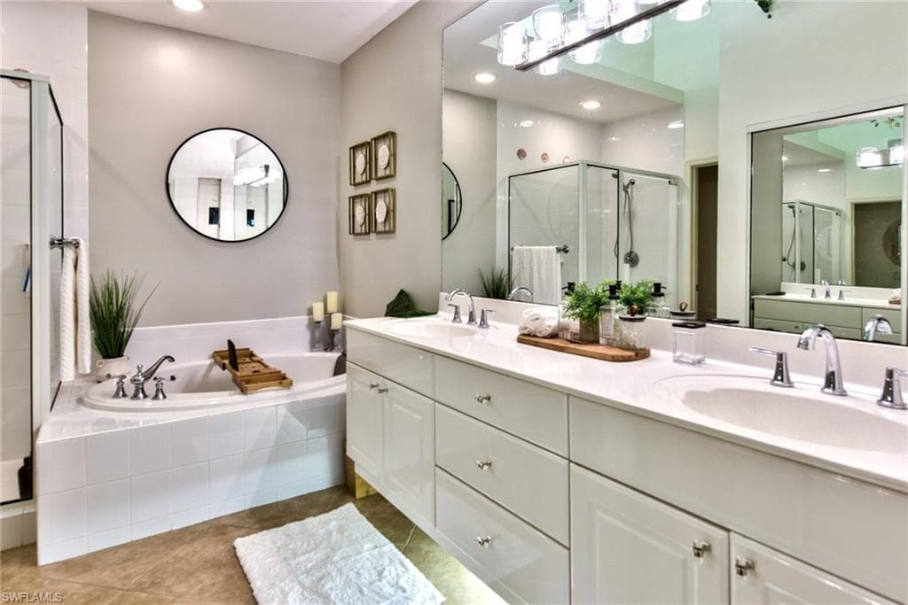 1941 Cascades Dr 5704, Naples, FL 34112-16