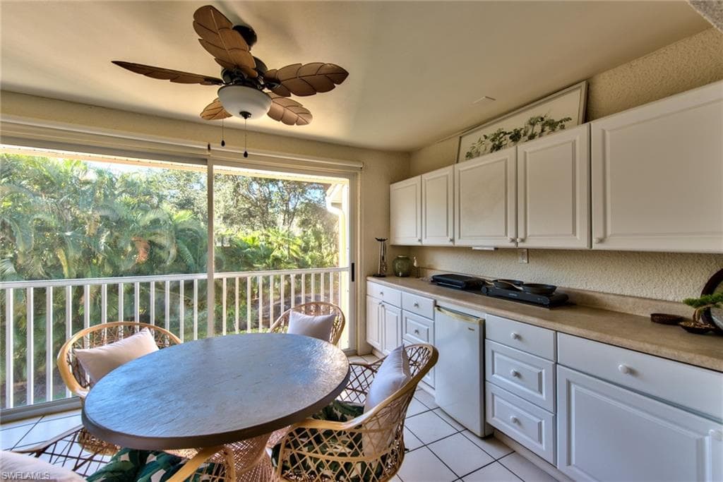 1941 Cascades Dr 5704, Naples, FL 34112-21