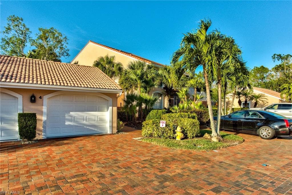 1941 Cascades Dr 5704, Naples, FL 34112-27